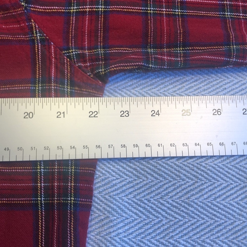 EDDIE BAUER Men's Medium Red  Plaid Flannel Button Down  USED Good Condition - Picture 6 of 15